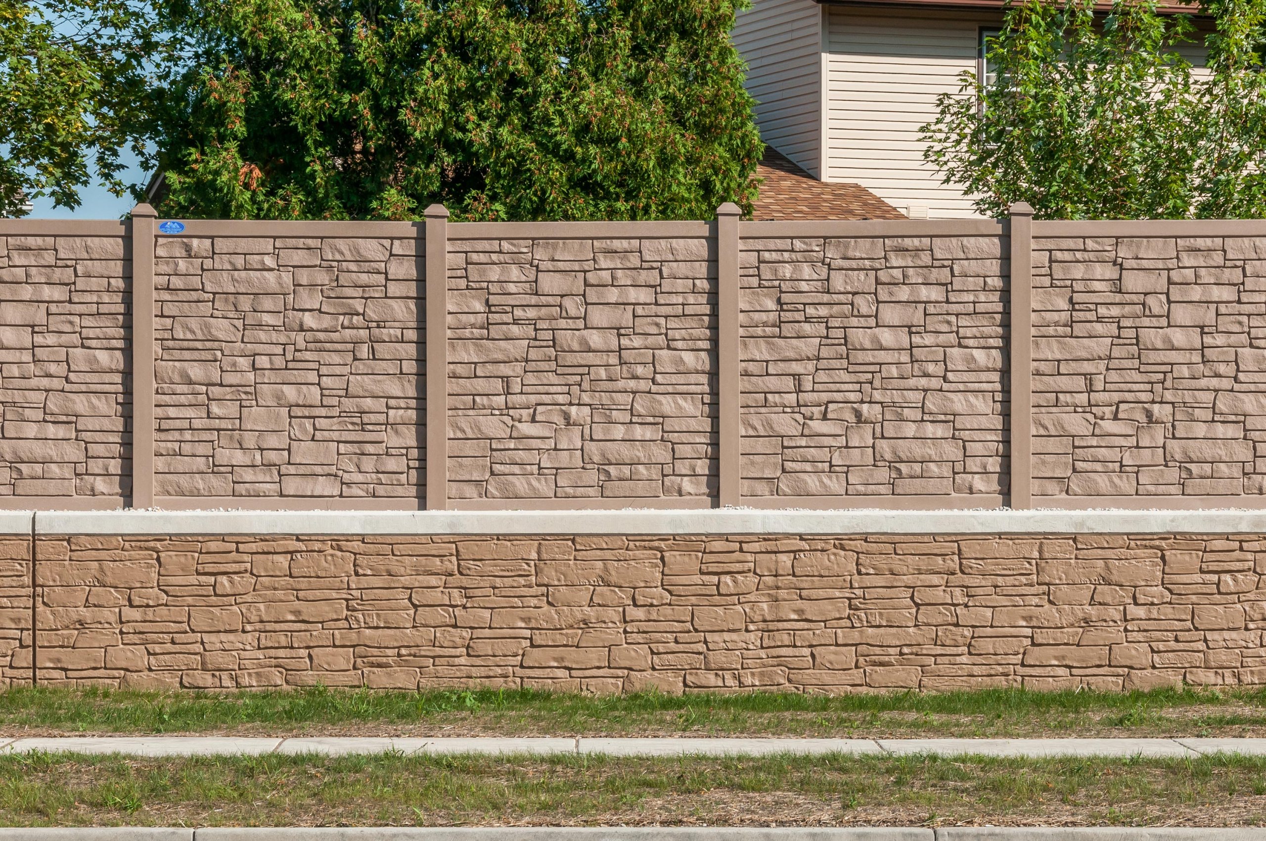 New client and great products: Vinyl Fence Wholesaler, St. Paul, MN