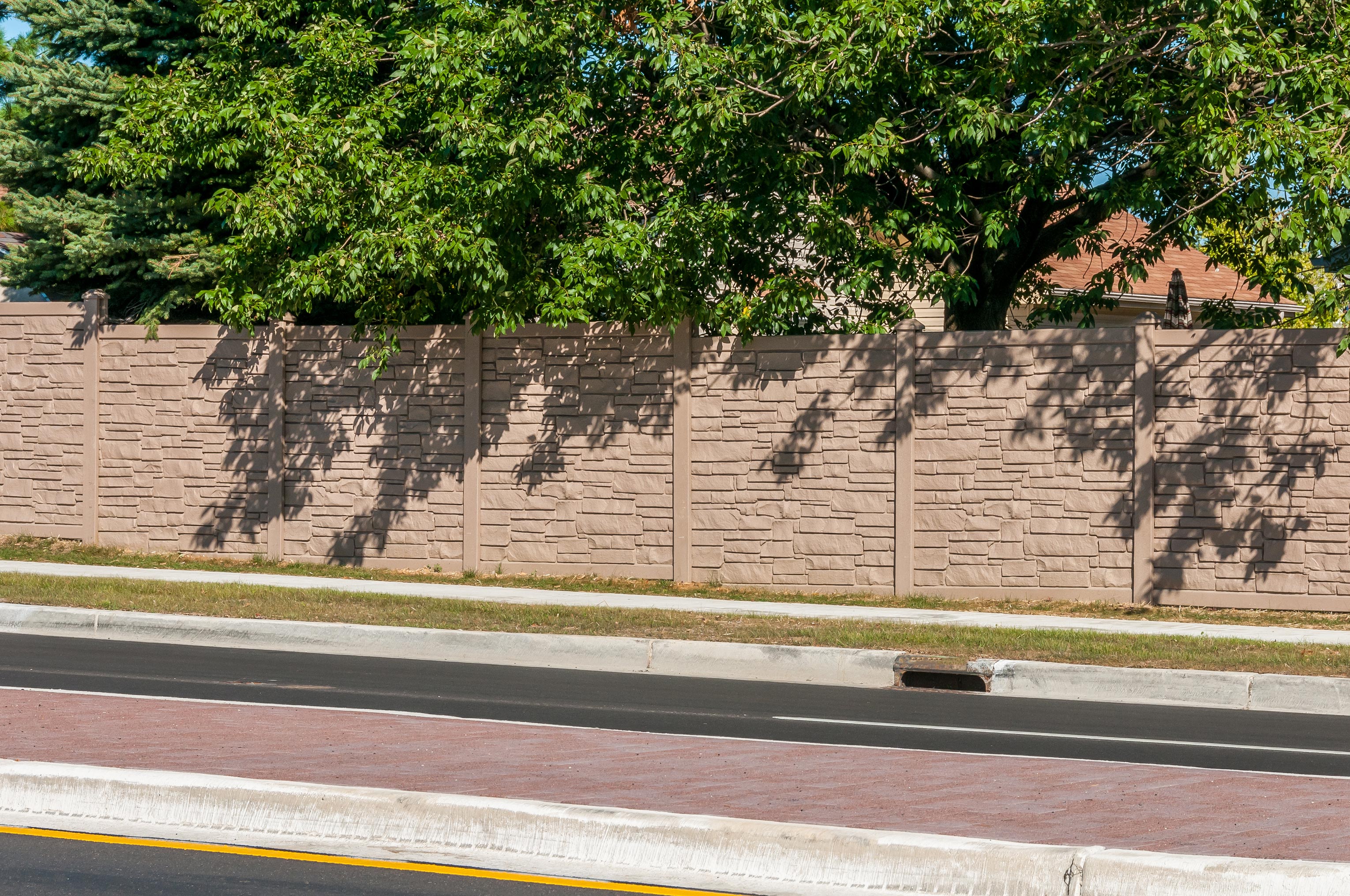 New client and great products: Vinyl Fence Wholesaler, St. Paul, MN